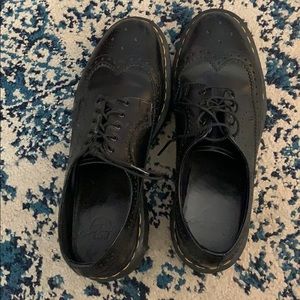 Dr. Martens Airware buffed leather brogues